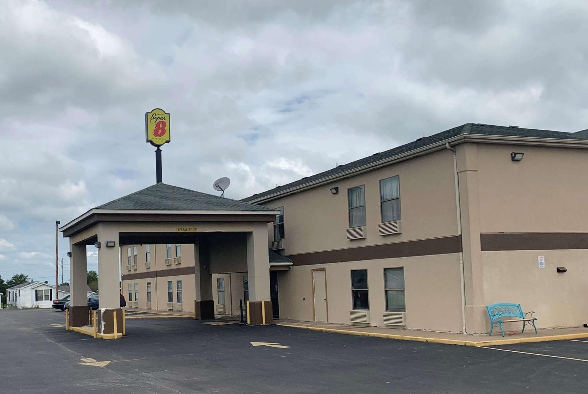 Hotel Super 8 By Wyndham Chenoa Exterior foto